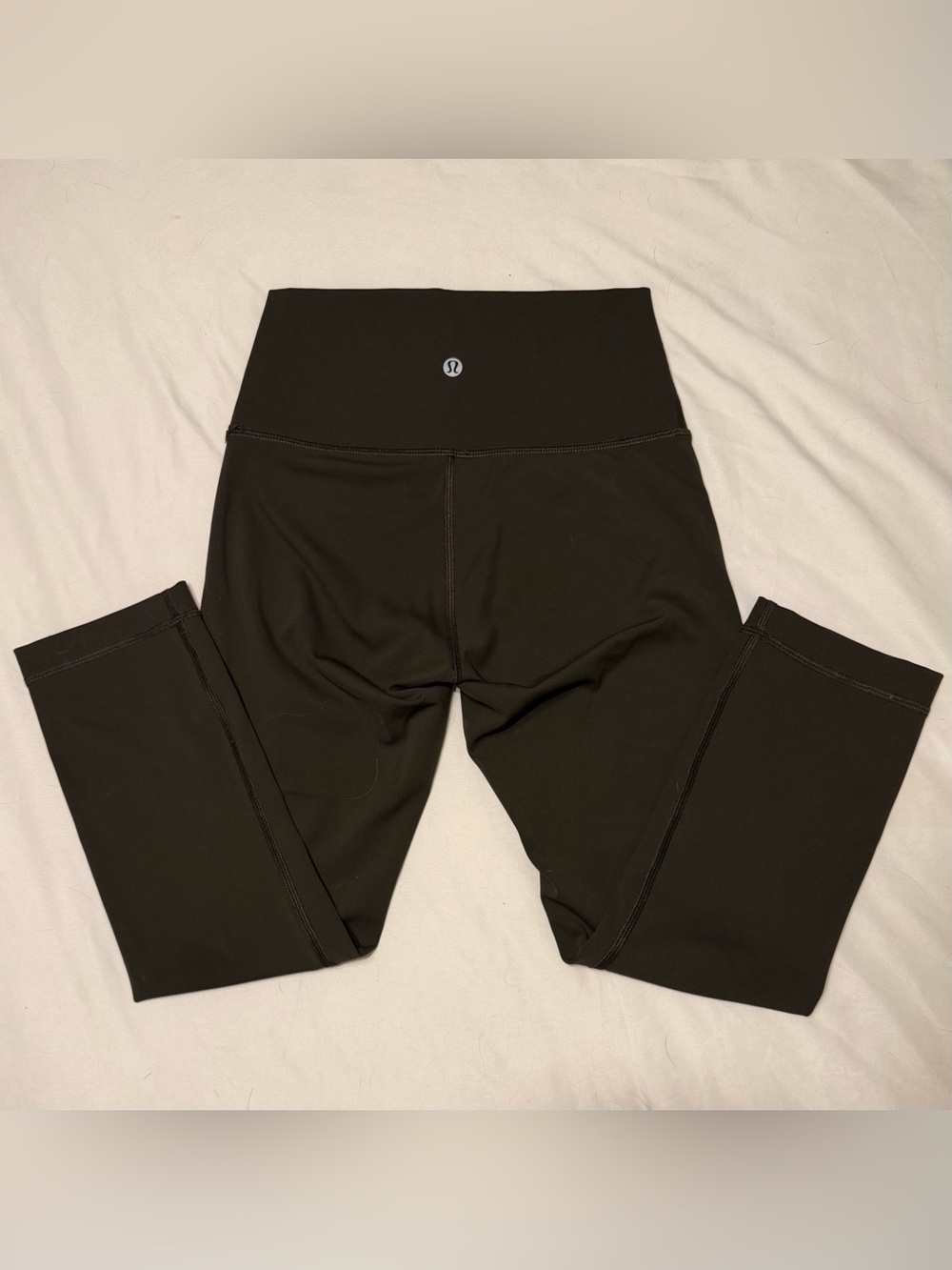 Lululemon LW6ATTS Wunder Under High Rise Crop 21” Leggings Size 4 Olive Green
